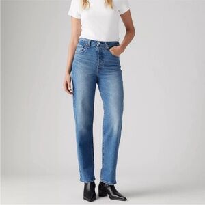 Levi’s RIBCAGE STRAIGHT WOMEN'S JEANS - 99% Cotton - Dance Around Medium Wash